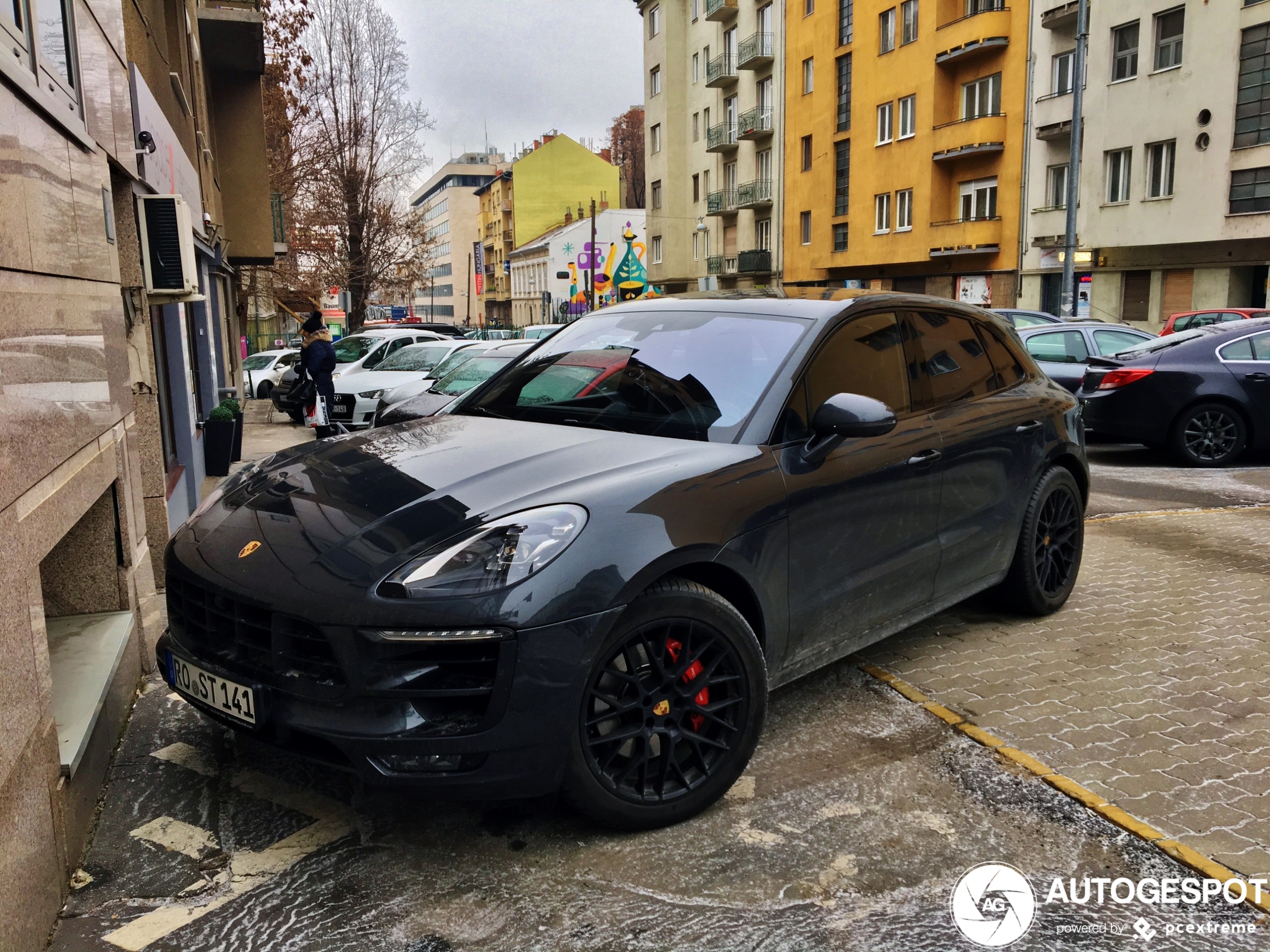 Porsche 95B Macan GTS