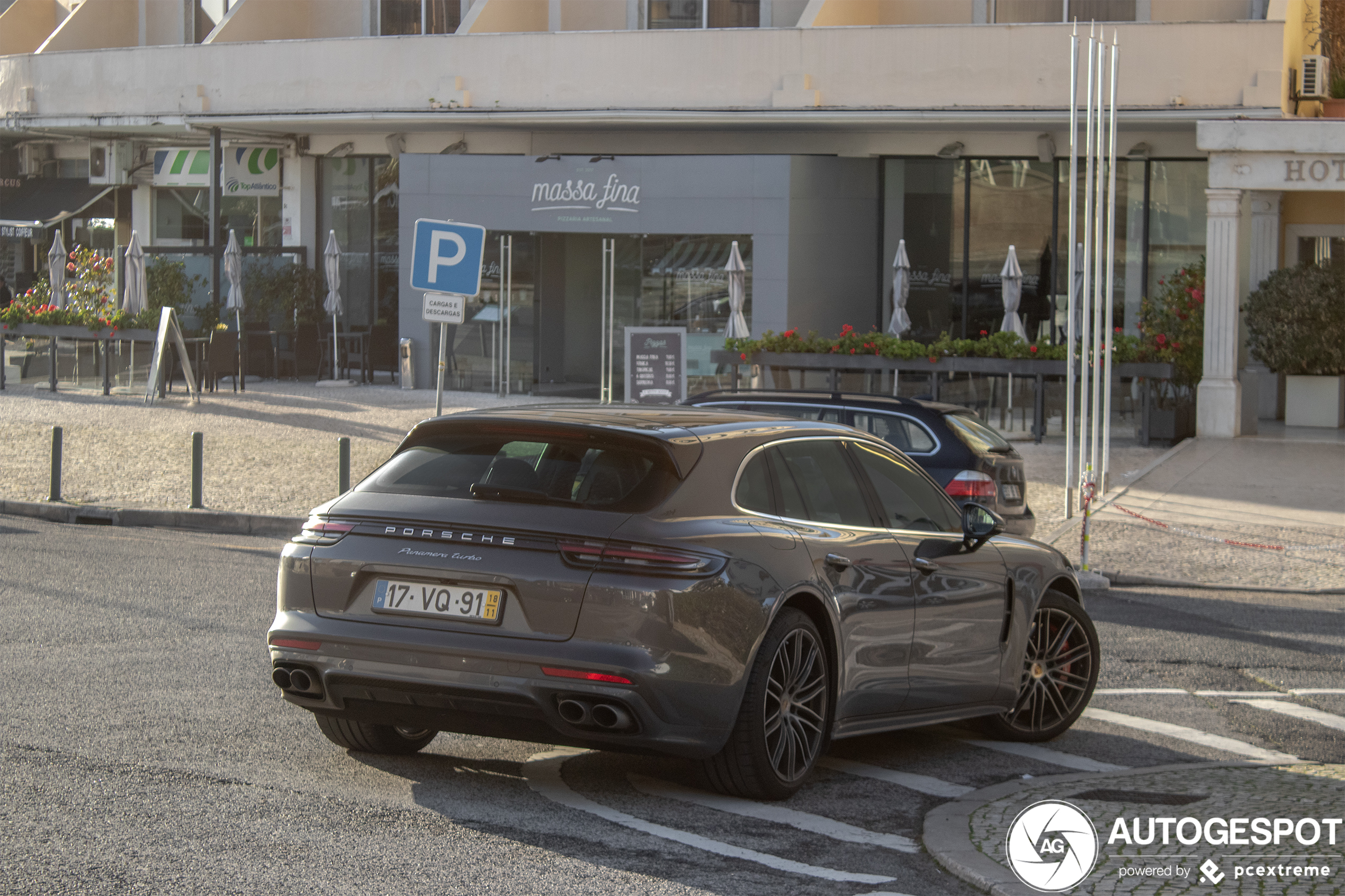 Porsche 971 Panamera Turbo Sport Turismo