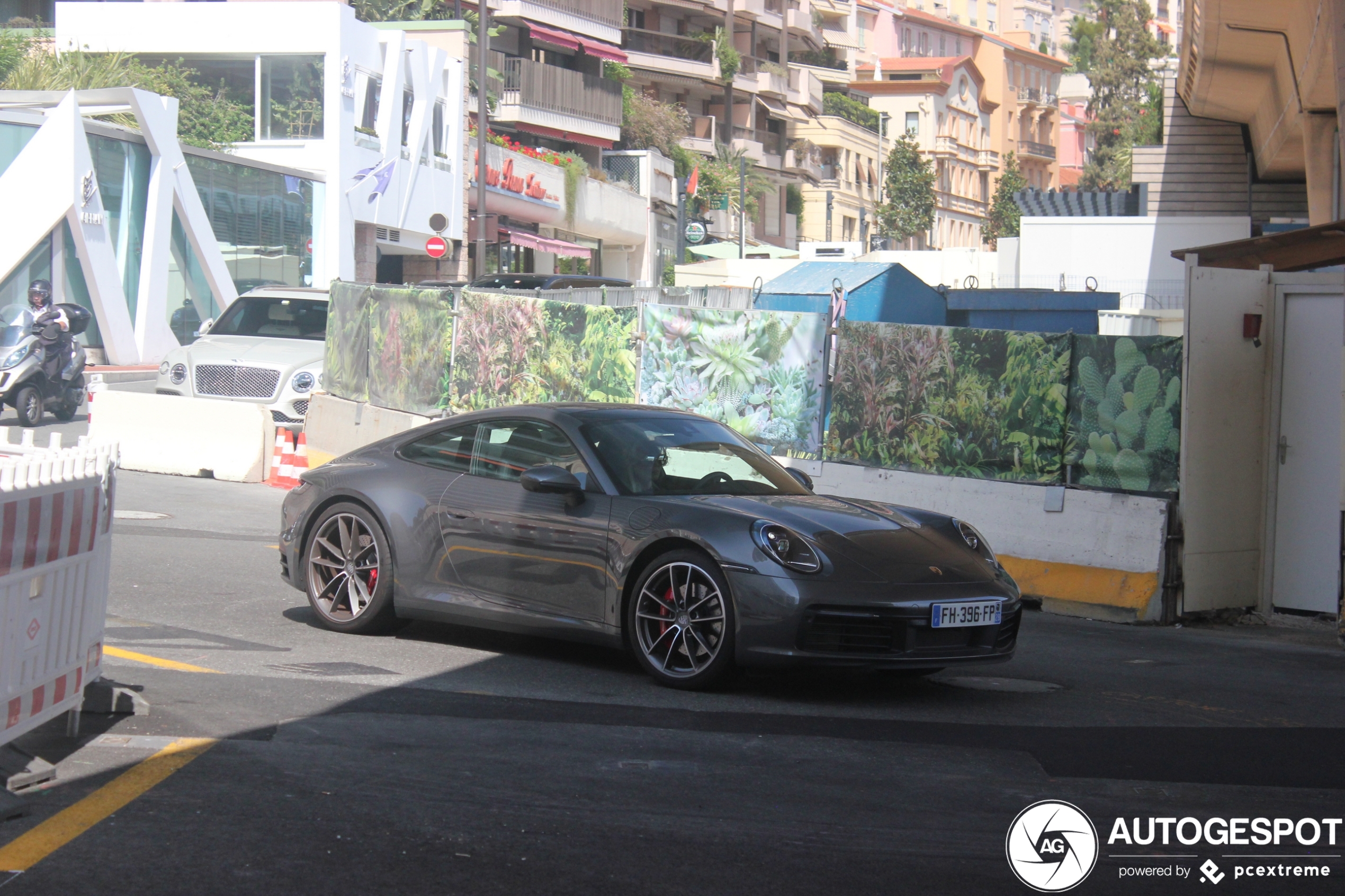 Porsche 992 Carrera S