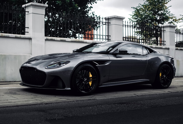 Aston Martin DBS Superleggera