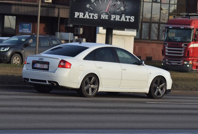 Audi RS6 Sedan C5