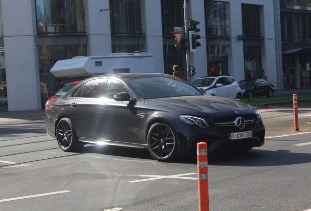 Mercedes-AMG E 63 S W213