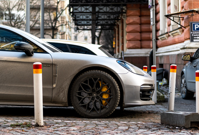 Porsche 971 Panamera Turbo S E-Hybrid Executive