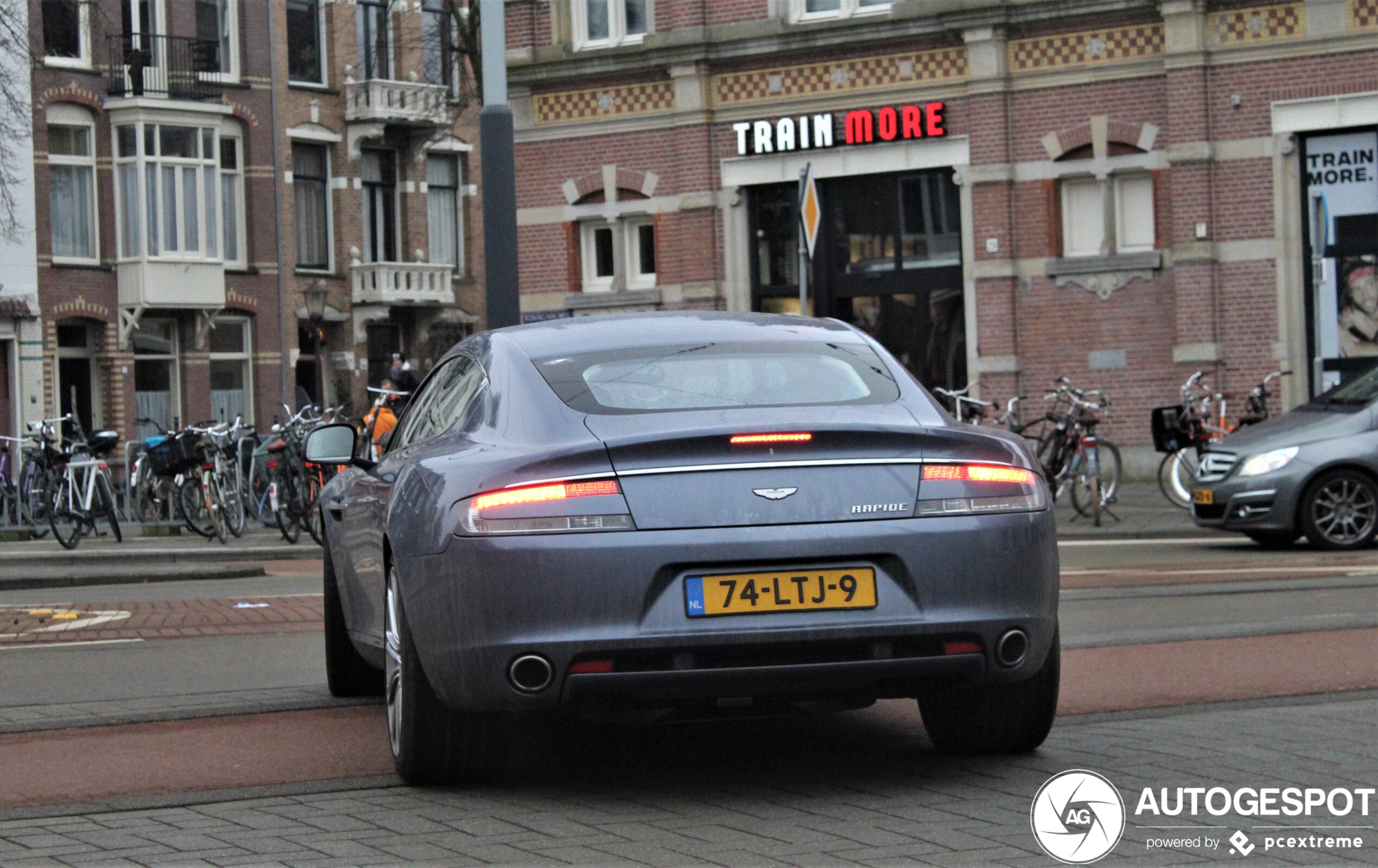 Aston Martin Rapide