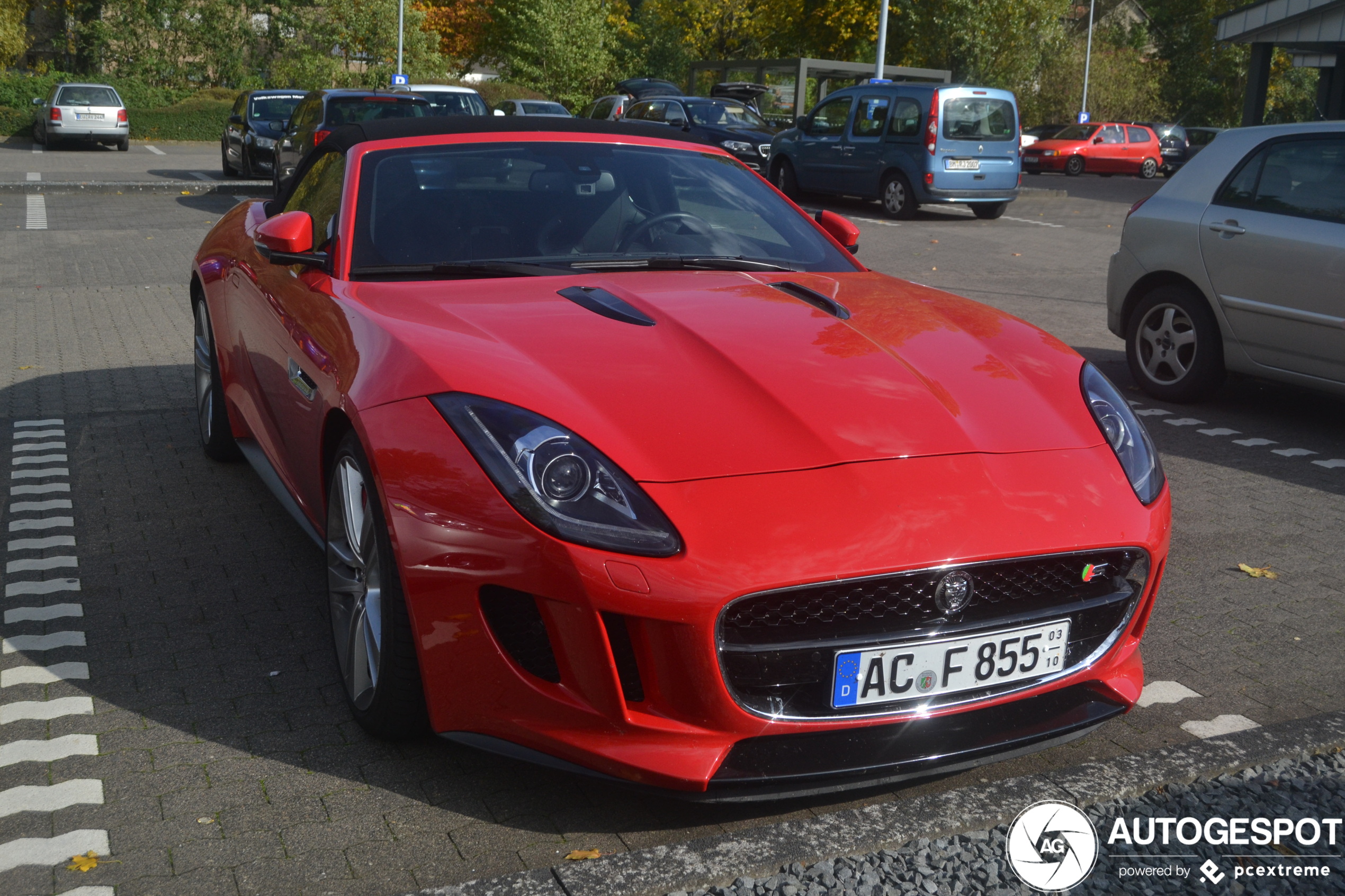 Jaguar F-TYPE S V8 Convertible