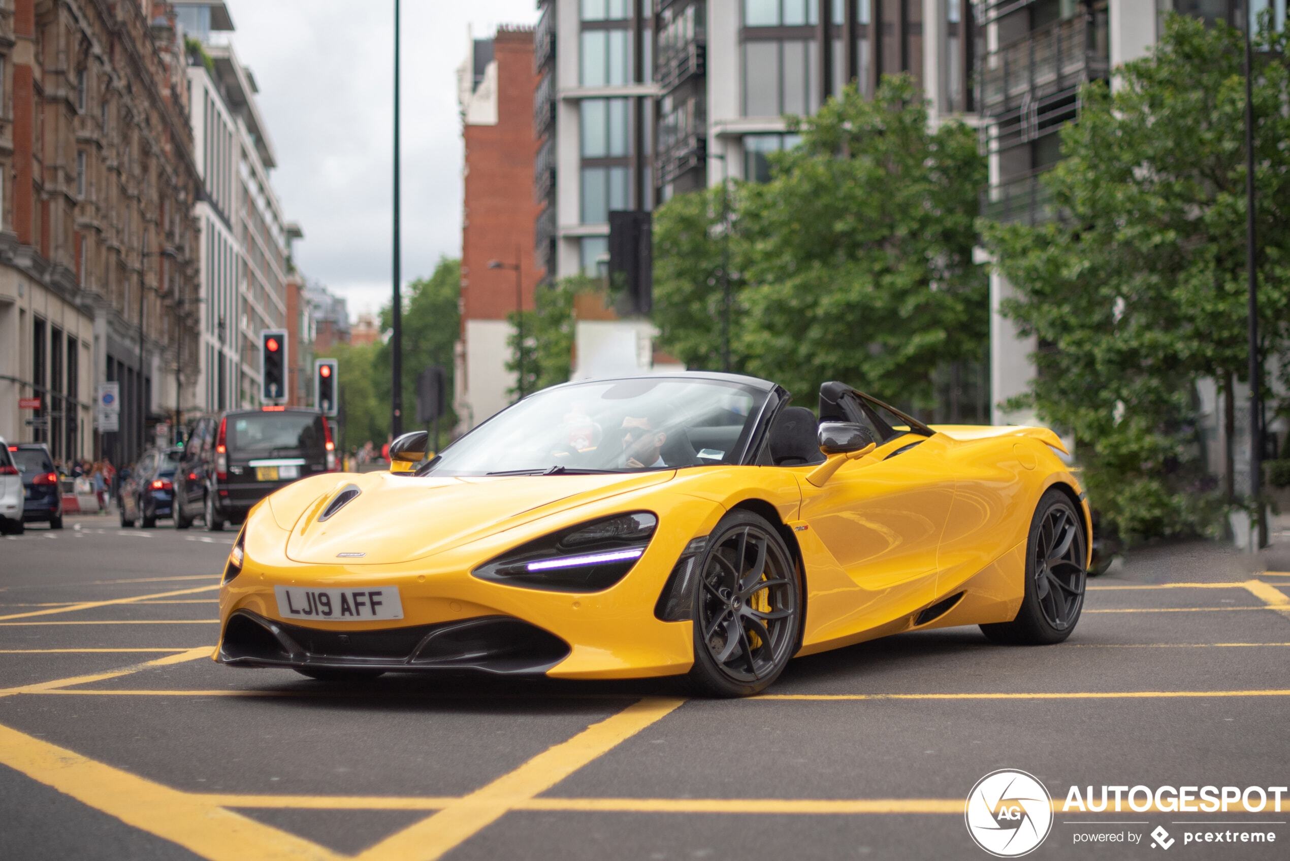 McLaren 720S Spider