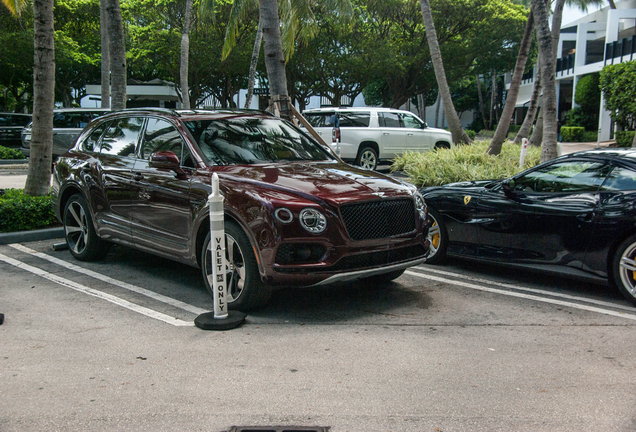 Bentley Bentayga V8