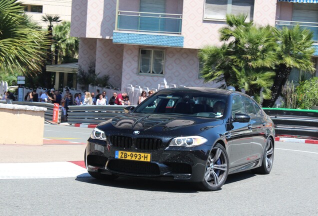 BMW M5 F10 2011