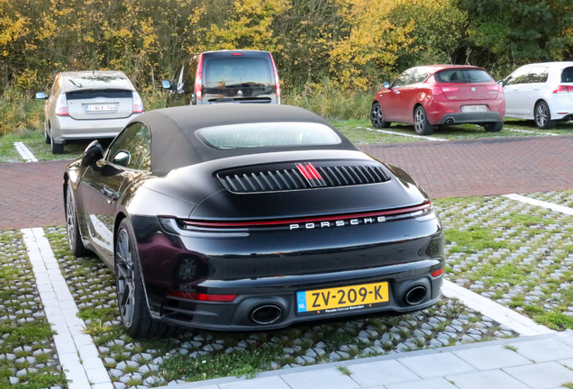 Porsche 992 Carrera S Cabriolet