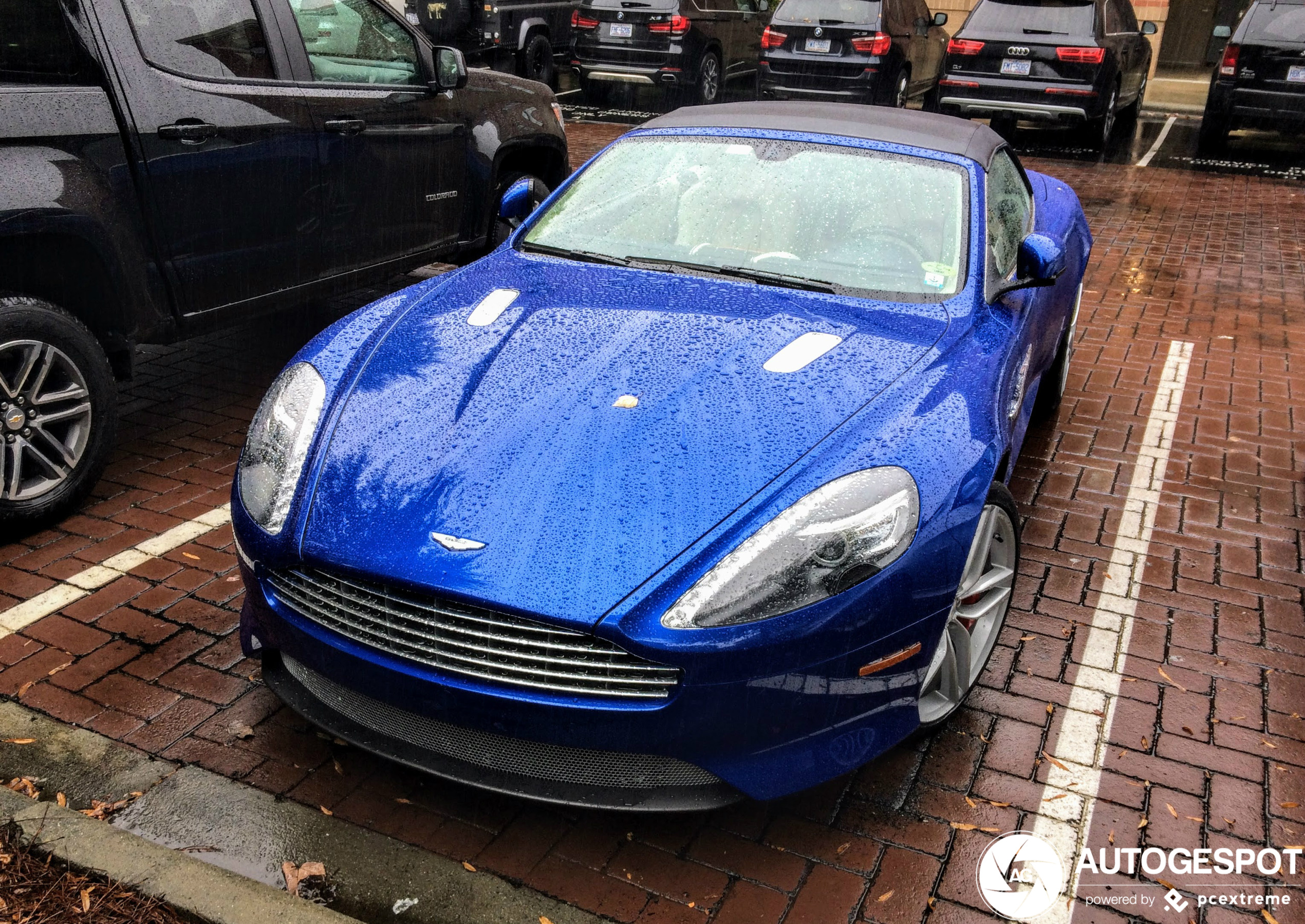 Aston Martin DB9 Volante 2013