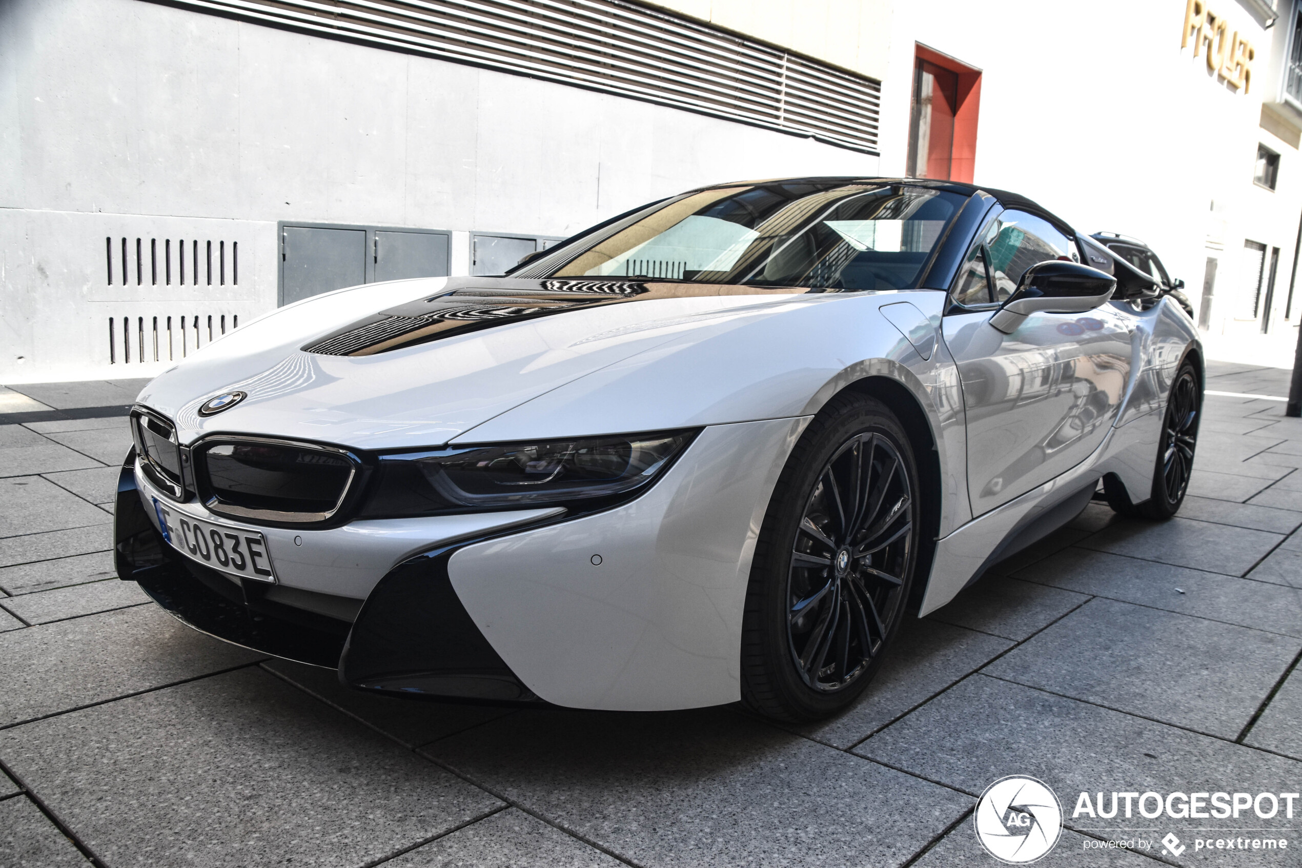 BMW i8 Roadster