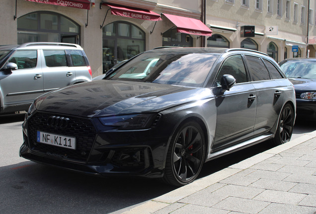 Audi RS4 Avant B9