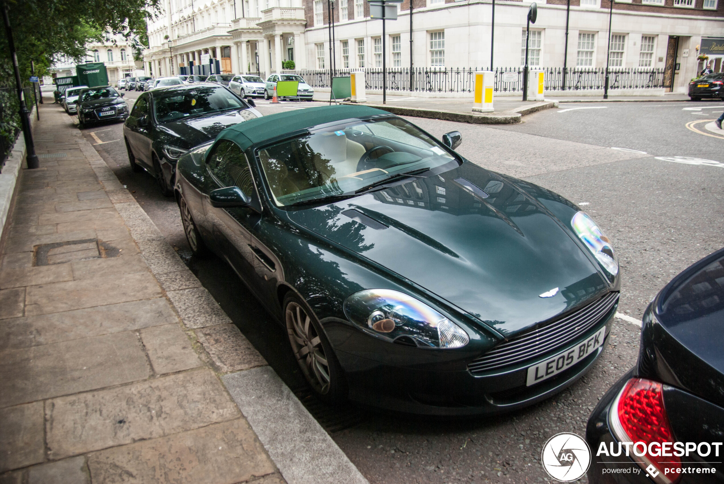 Aston Martin DB9 Volante