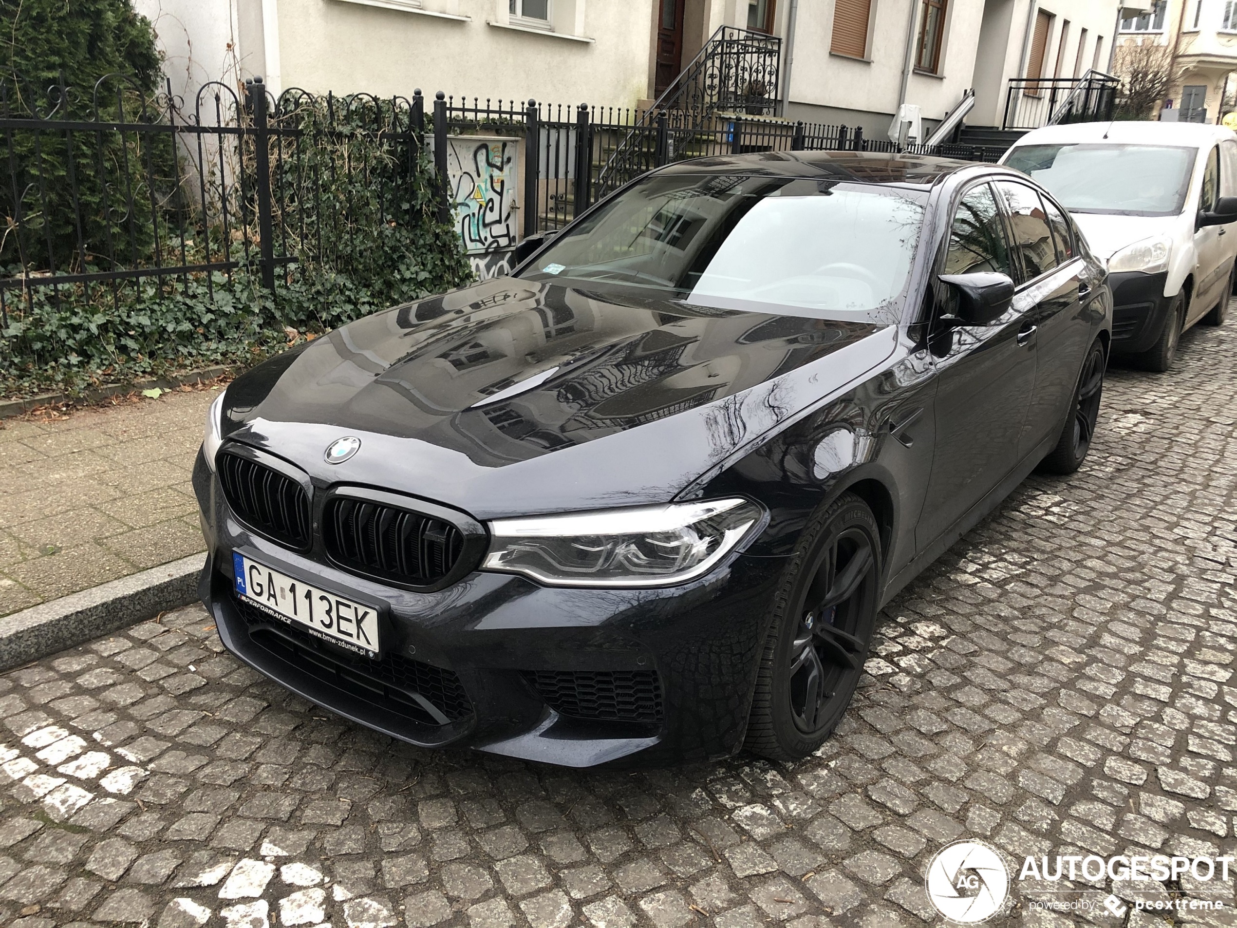 BMW M5 F90