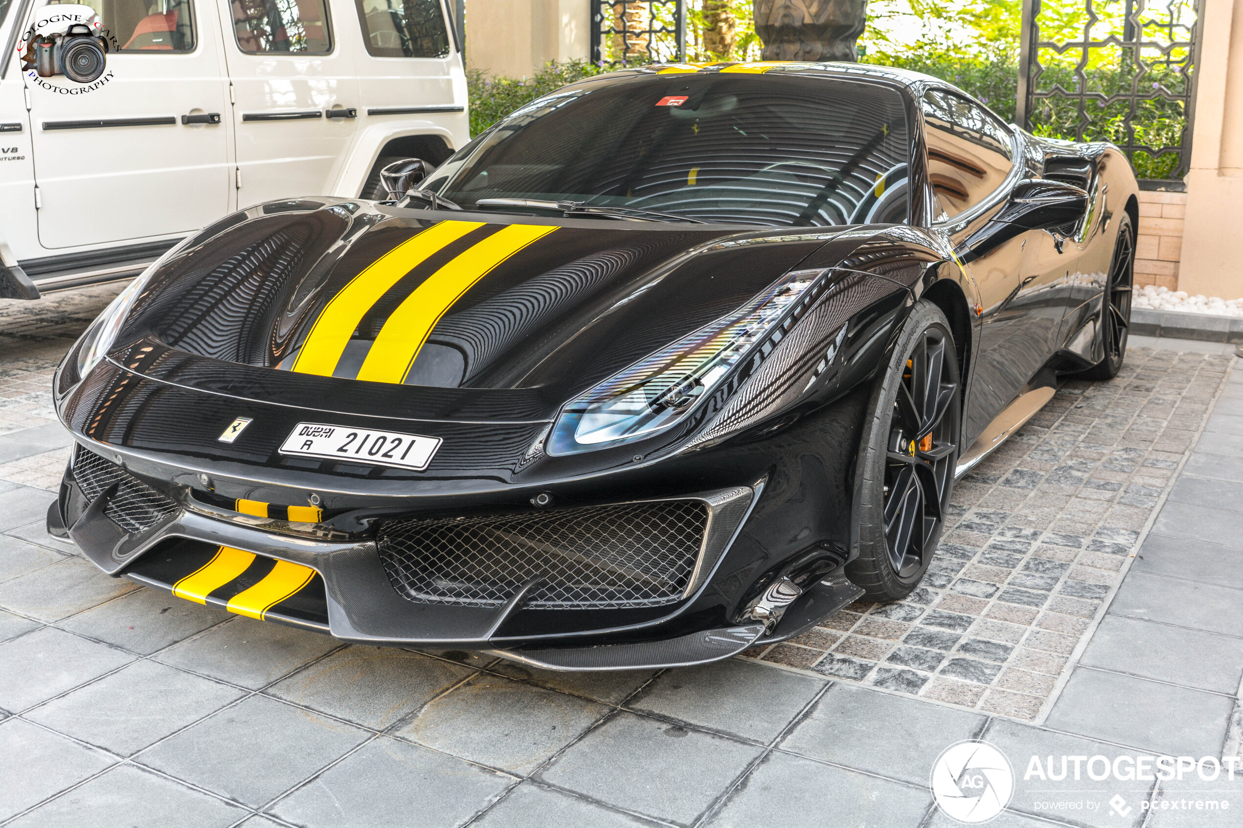 Ferrari 488 Pista is volgehangen met carbon fiber