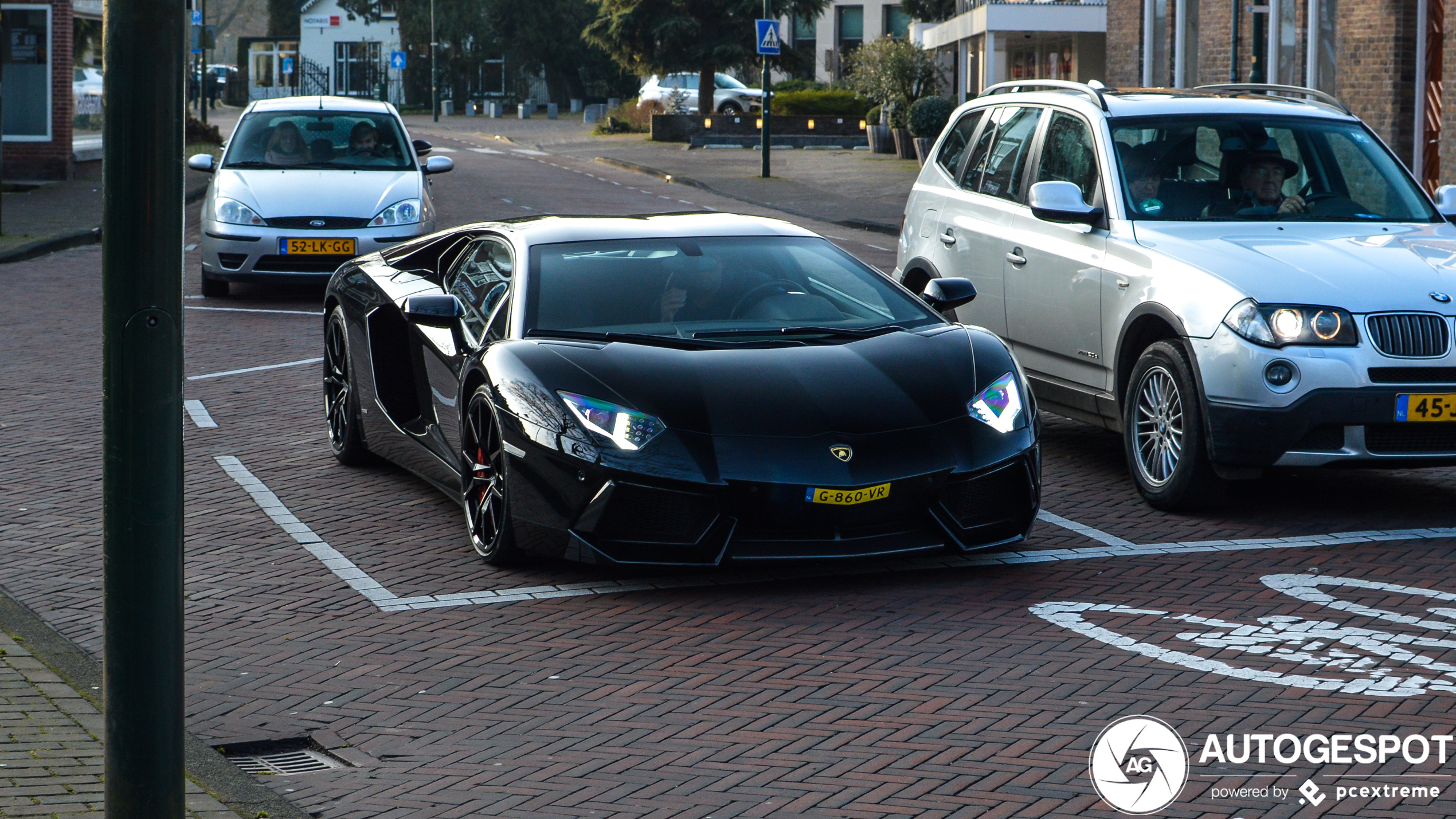 Lamborghini Aventador LP700-4