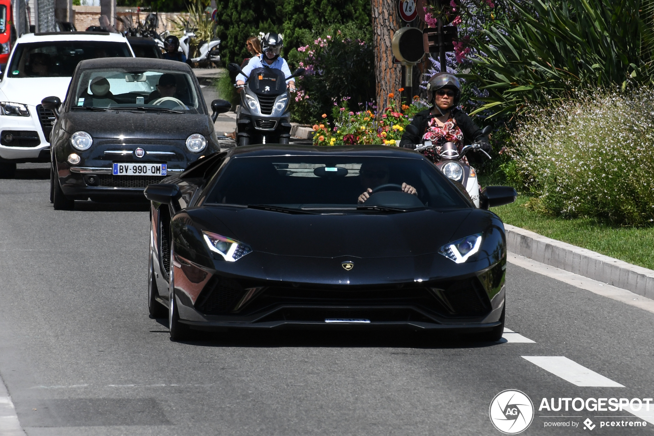 Lamborghini Aventador S LP740-4