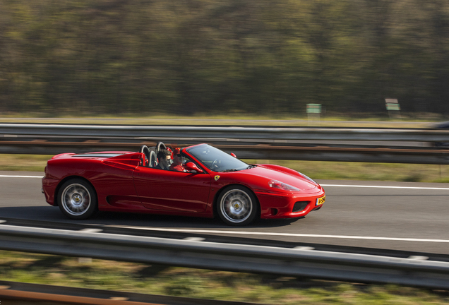 Ferrari 360 Spider