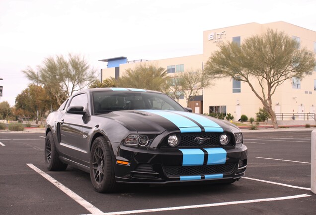 Ford Mustang GT 2013