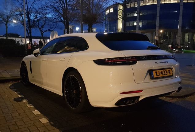 Porsche 971 Panamera GTS Sport Turismo