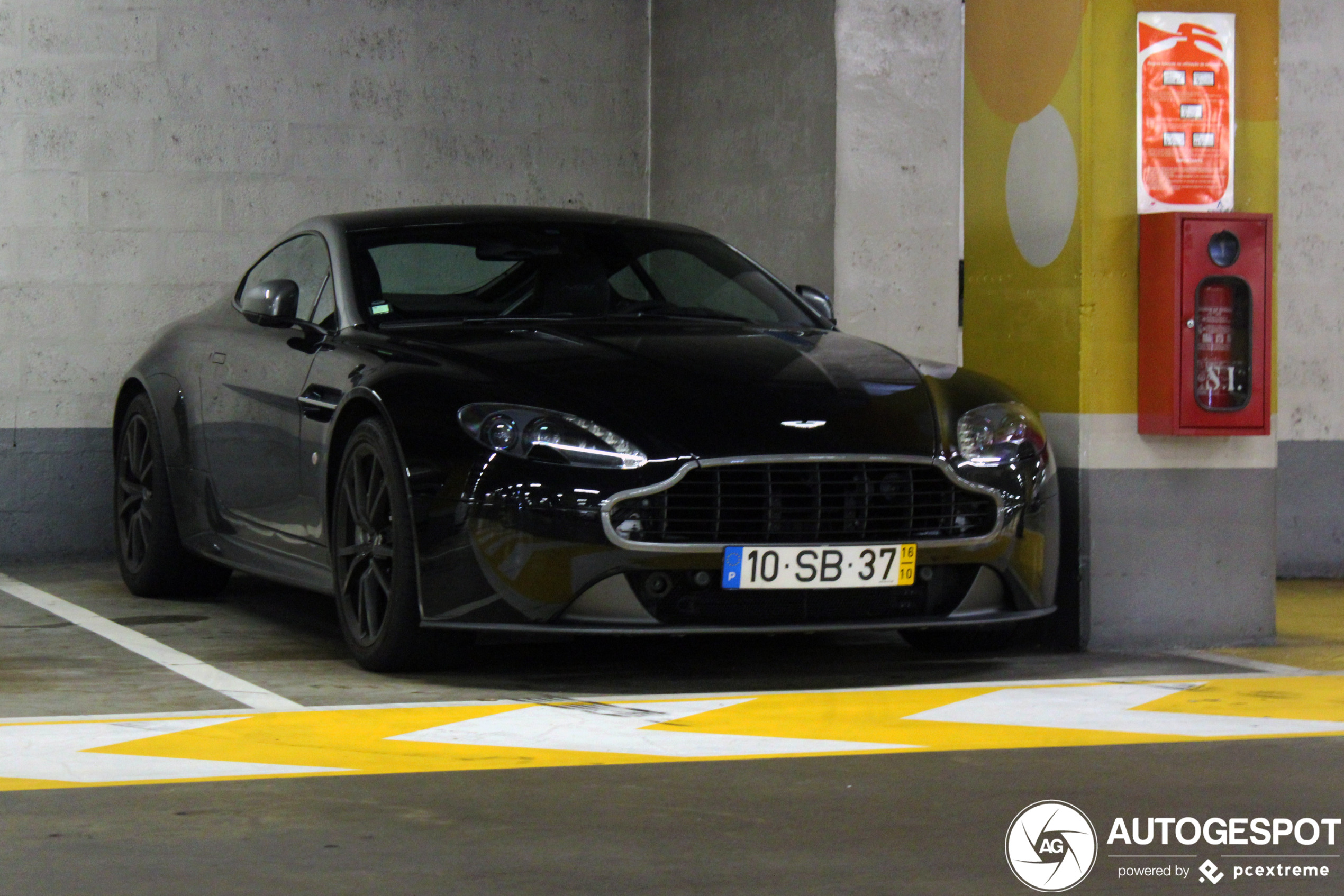 Aston Martin V8 Vantage N430