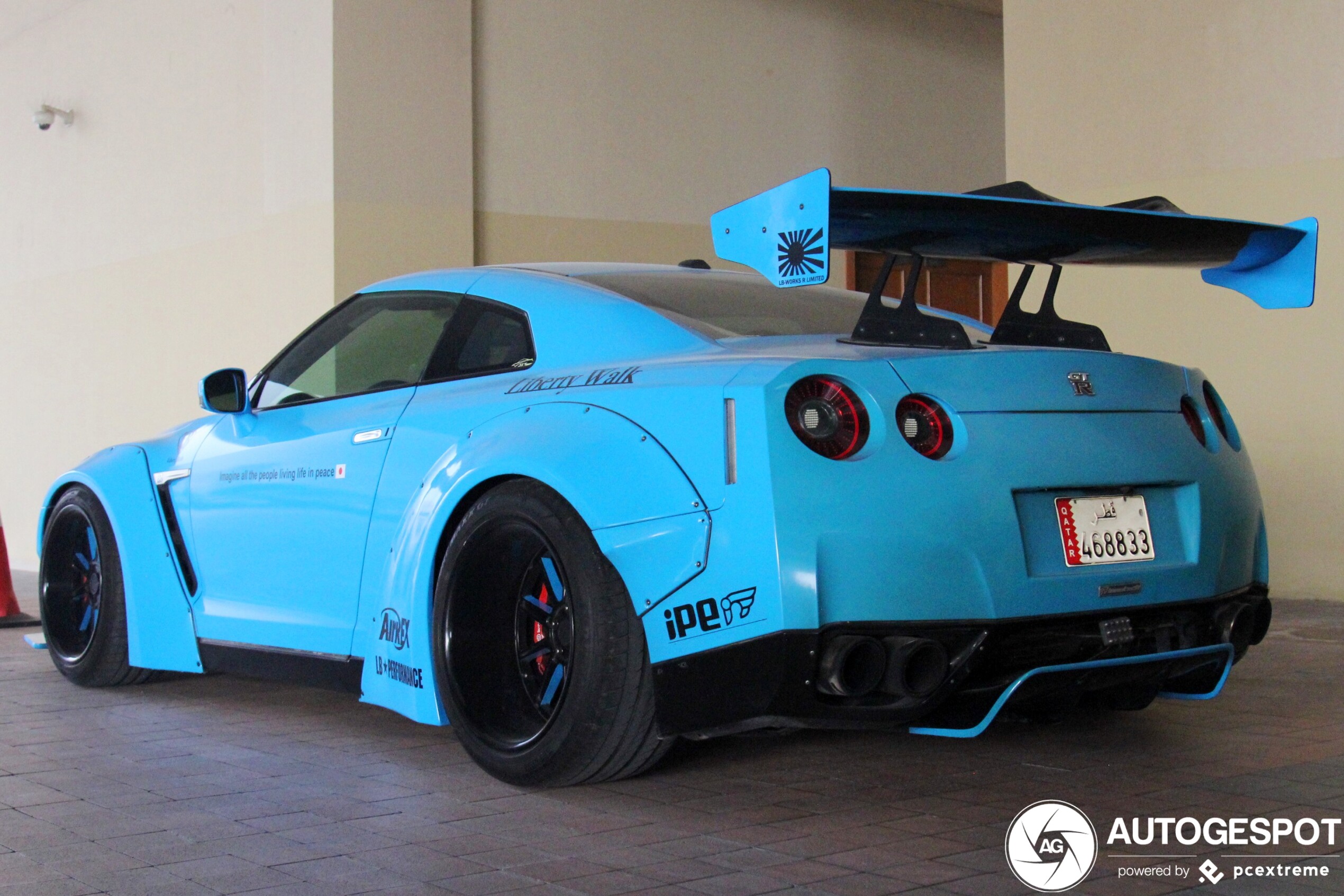 LIBERTY WALK LB★Works Nissan GT-R LB☆WORKS Nissan GT-R R35 Version 3 Chassis Mounted Wing
