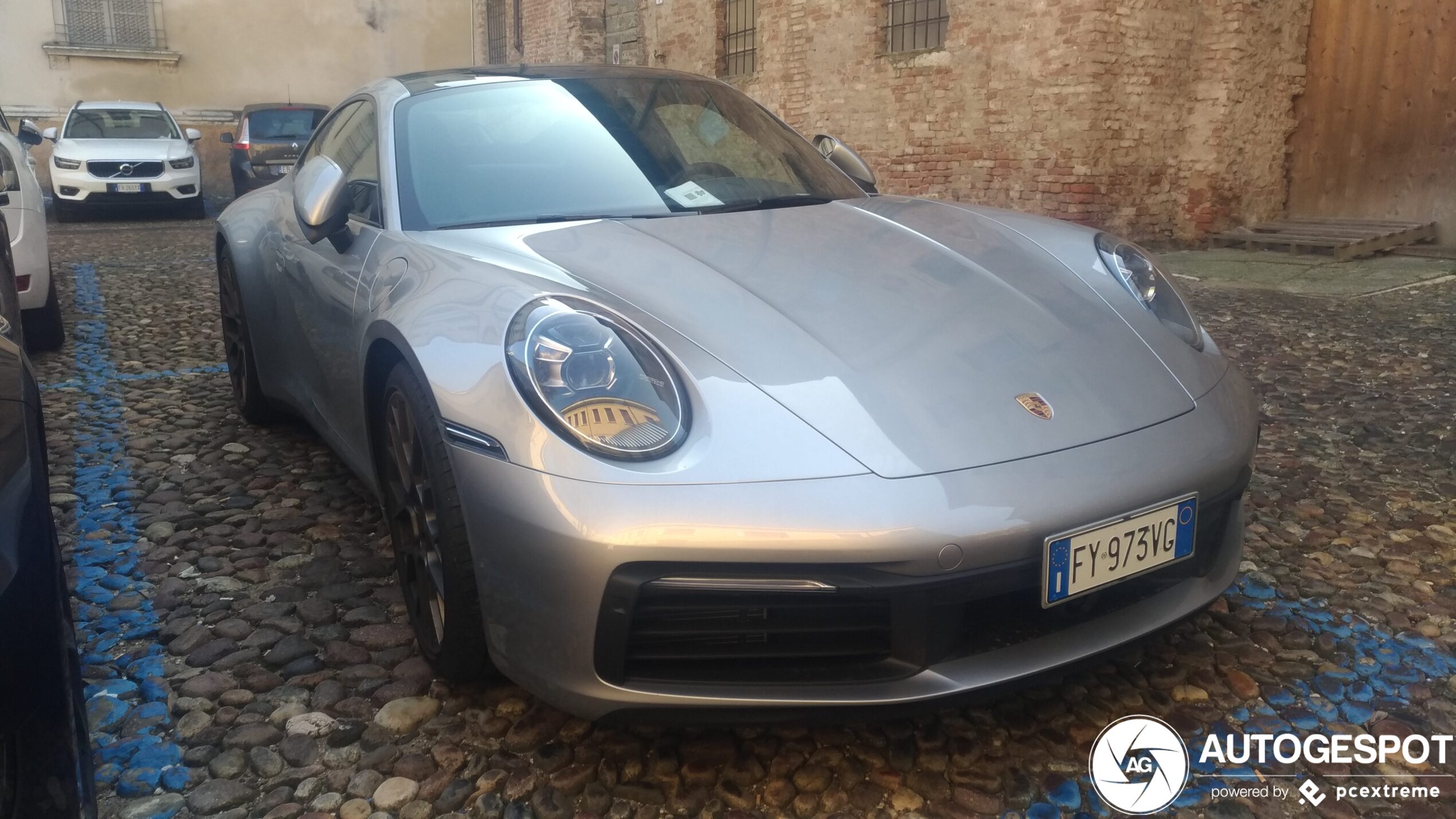 Porsche 992 Carrera 4S