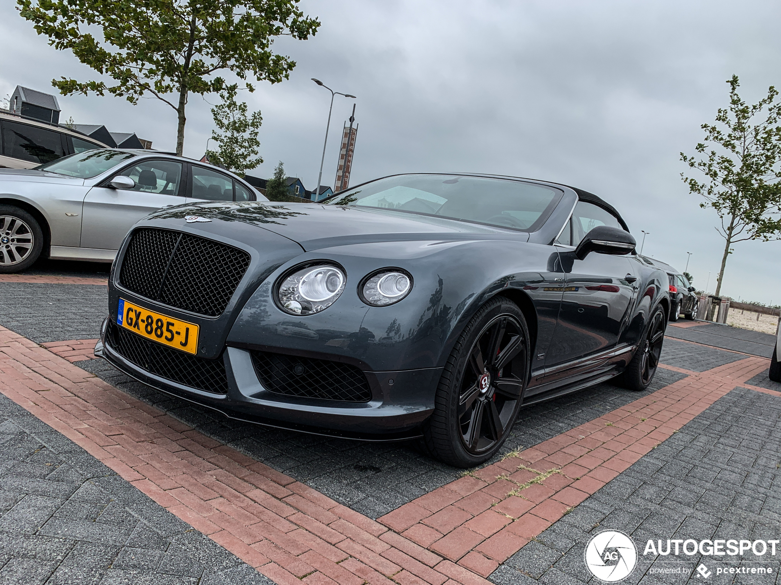 Bentley Continental GTC V8 S Concours Series