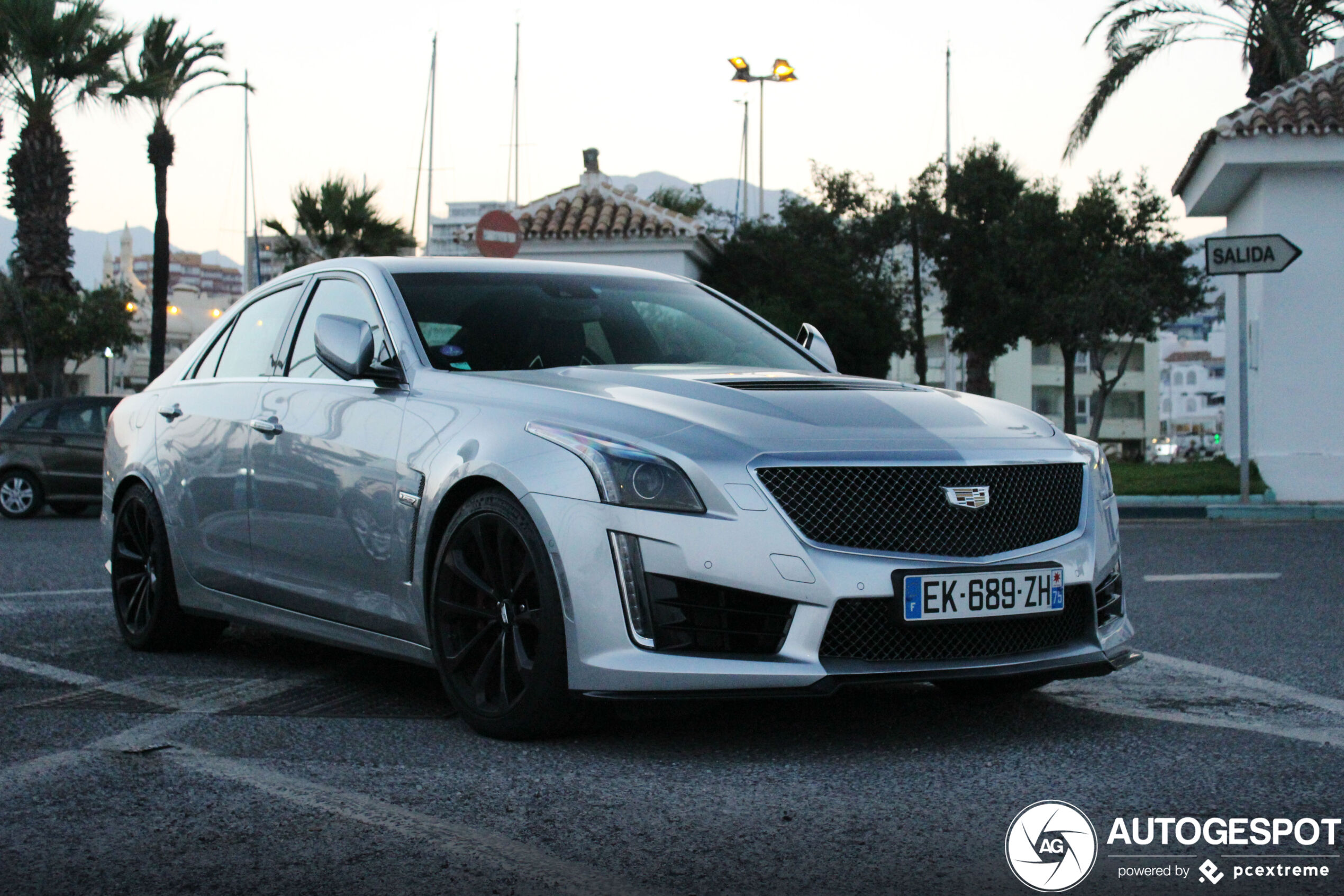 Cadillac CTS-V 2015