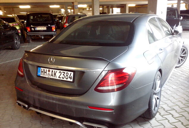 Mercedes-AMG E 63 S W213