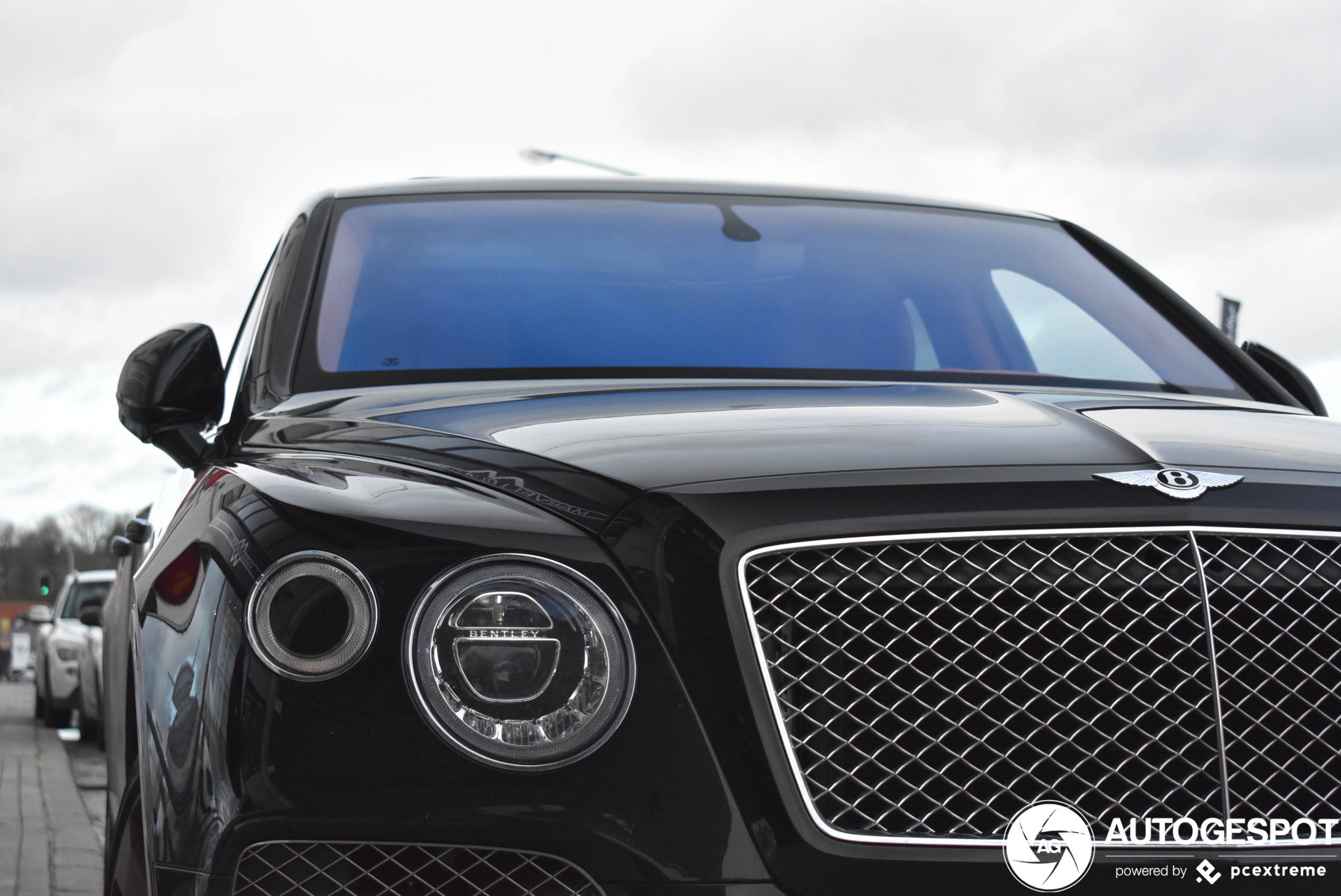 Bentley Bentayga V8