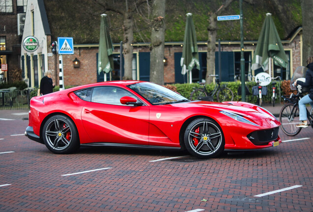 Ferrari 812 Superfast