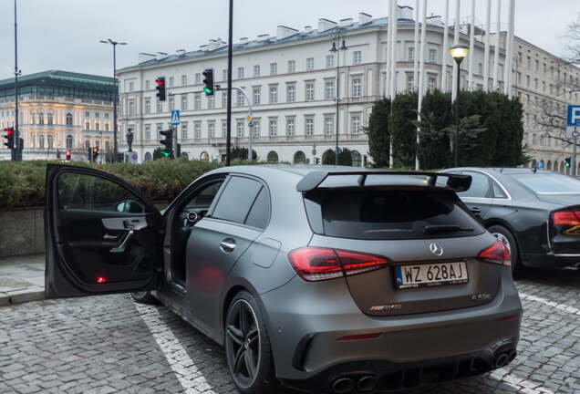 Mercedes-AMG A 45 S W177