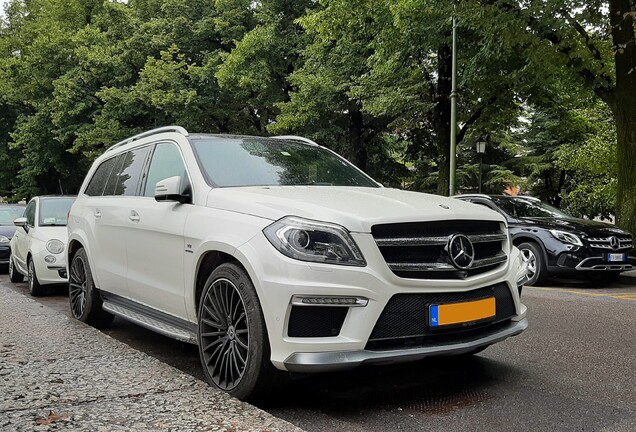 Mercedes-Benz GL 63 AMG X166