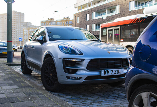 Porsche 95B Macan GTS