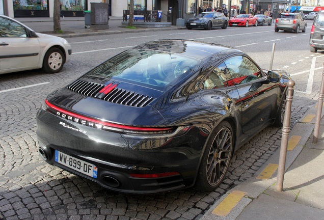 Porsche 992 Carrera 4S MkI