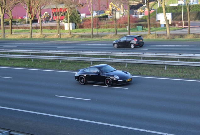 Porsche 997 Carrera GTS