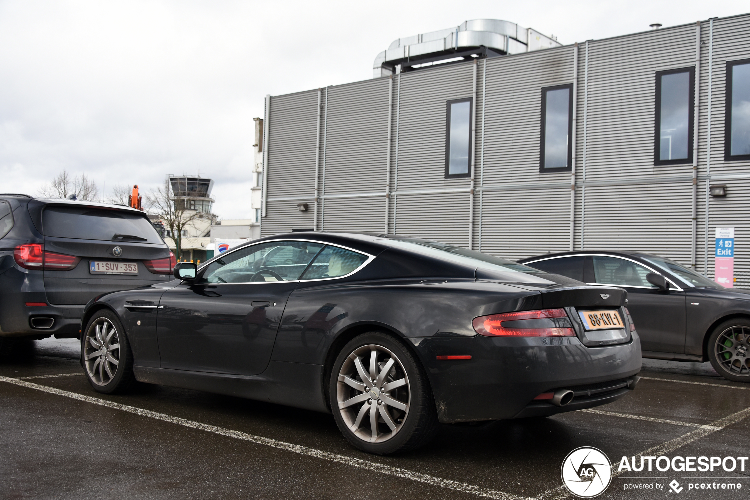 Aston Martin DB9