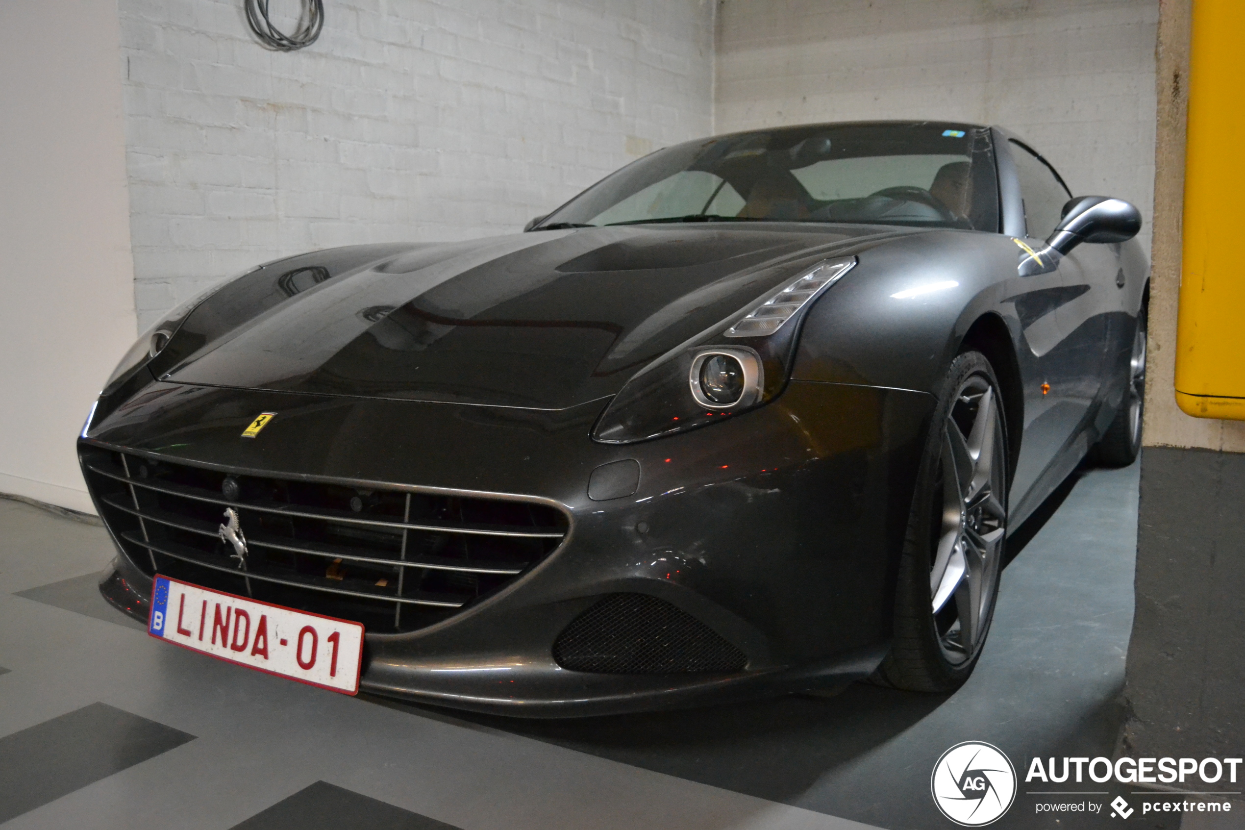 Ferrari California T