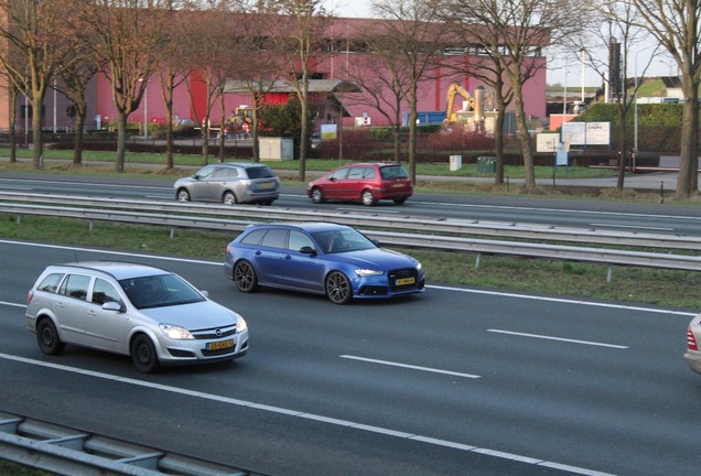 Audi RS6 Avant C7 2015