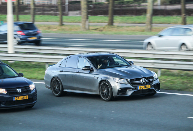 Mercedes-AMG E 63 S W213