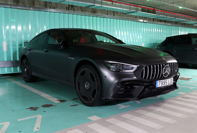 Mercedes-AMG GT 63 X290