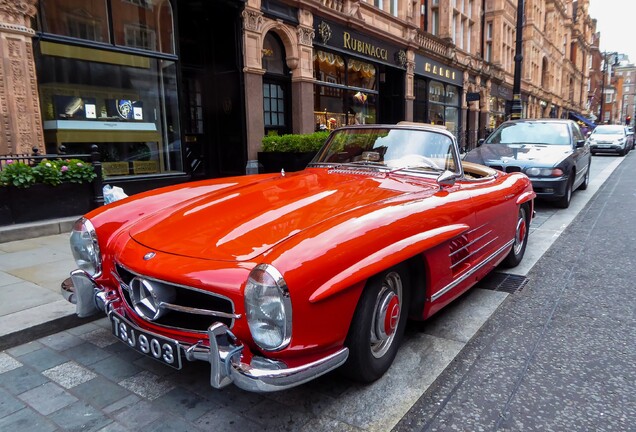 Mercedes-Benz 300SL Roadster