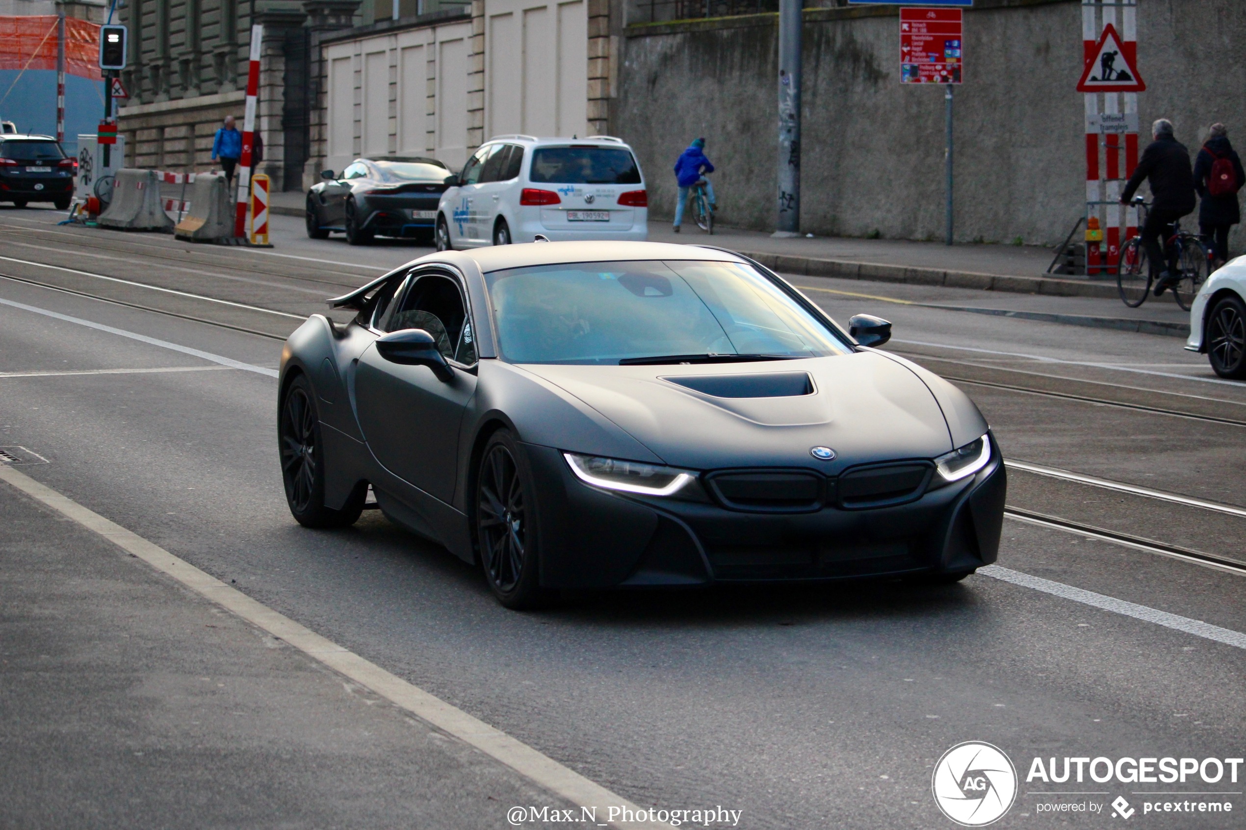 BMW i8 Protonic Frozen Black Edition