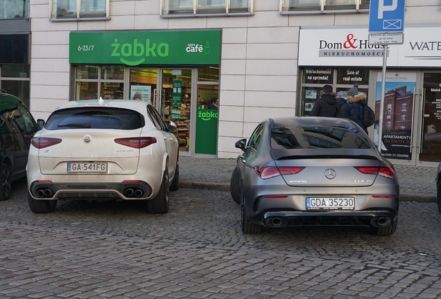 Alfa Romeo Stelvio Quadrifoglio