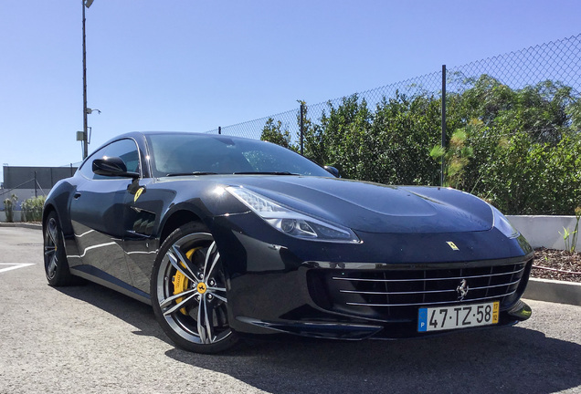 Ferrari GTC4Lusso