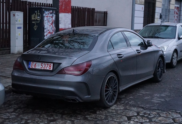 Mercedes-AMG CLA 45 C117