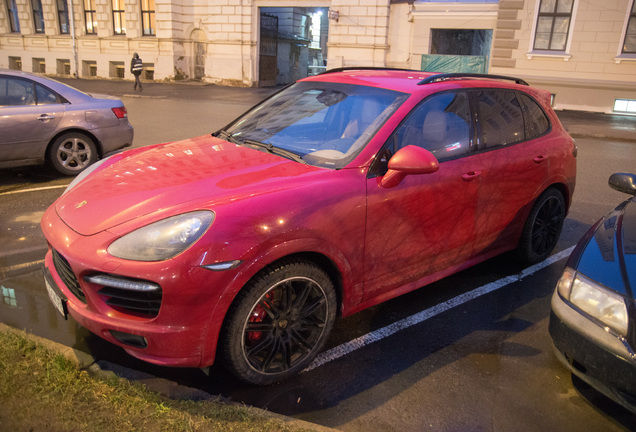 Porsche 958 Cayenne GTS