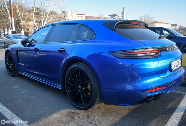 Porsche 971 Panamera Turbo Sport Turismo