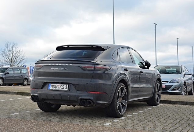 Porsche Cayenne Coupé Turbo S E-Hybrid